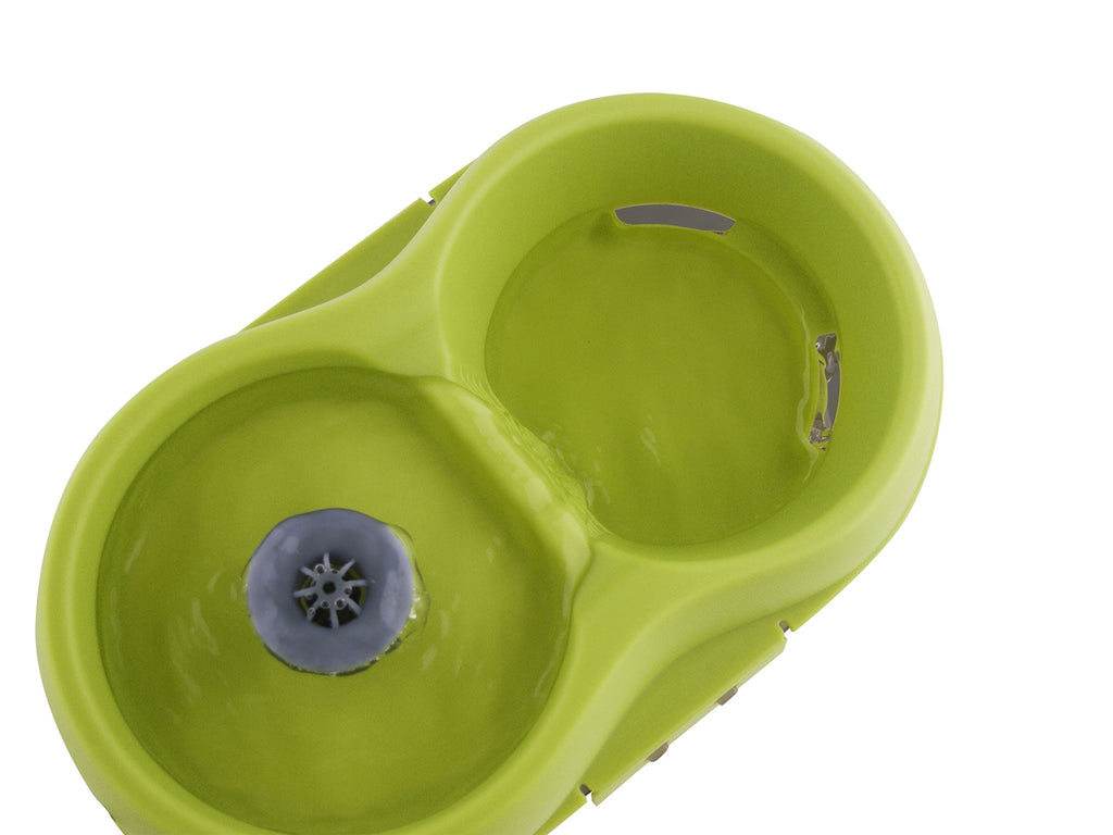 Lime Green Translucent Black 67 fl. oz Cat Water Fountain Y81483